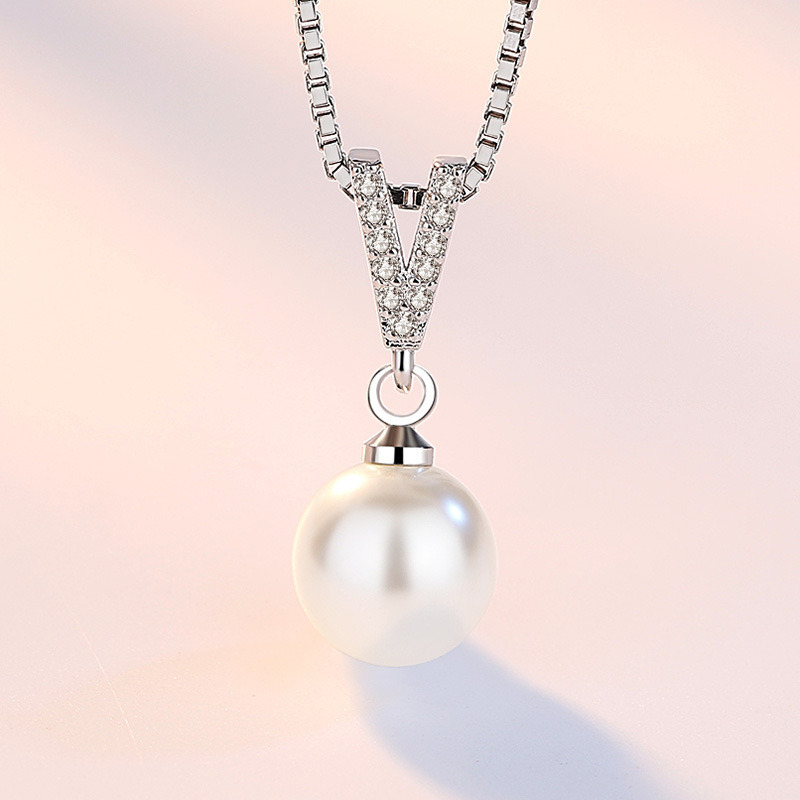 قلادة من الفضة الإسترليني عيار - مراجعة Pearl Trim Chain وسعره